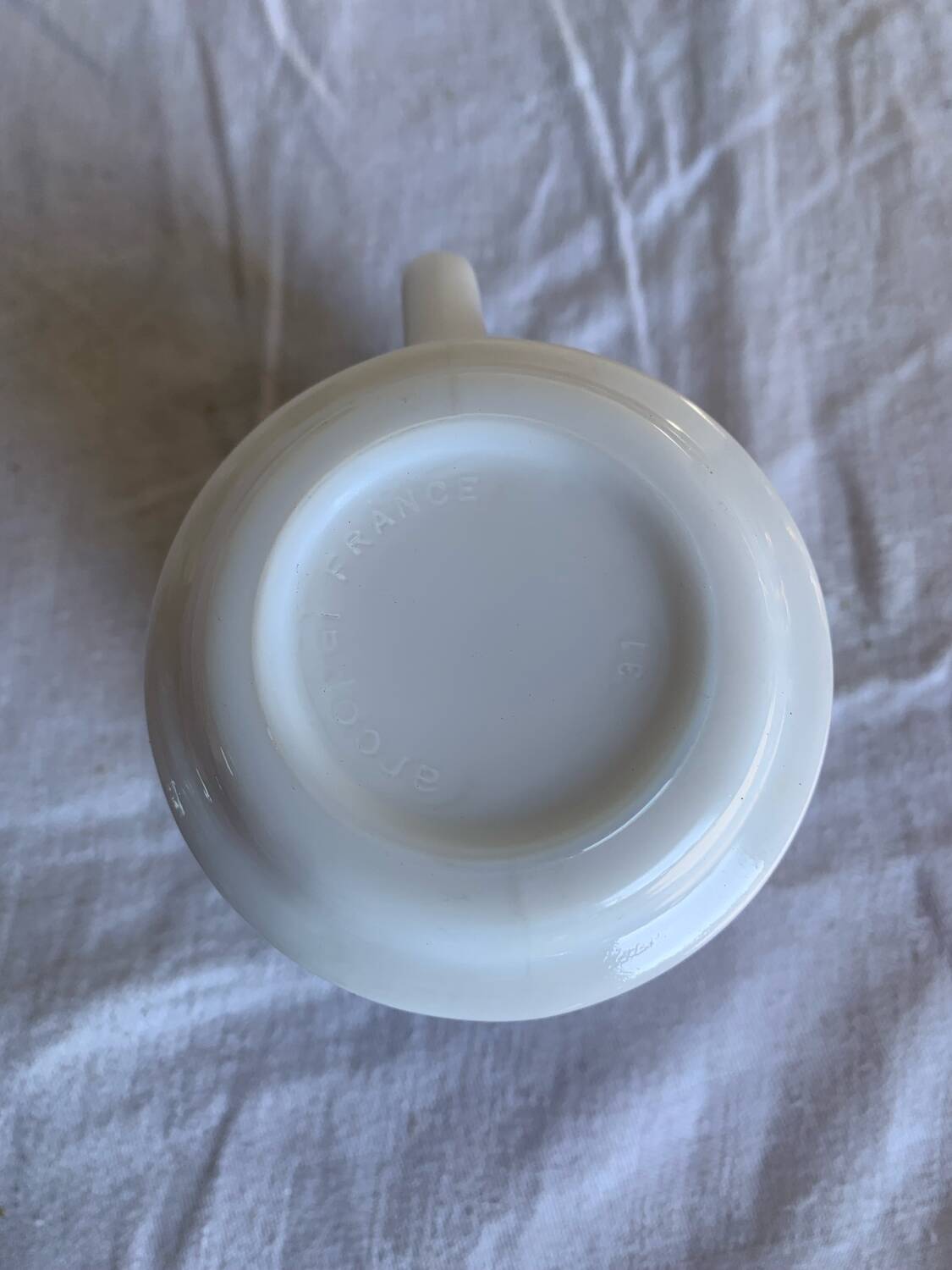 Set of 6 vintage Arcopal cups