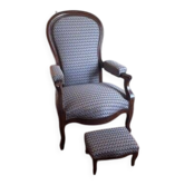 Fauteuil Voltaire inclinable à système et repose-pied assorti