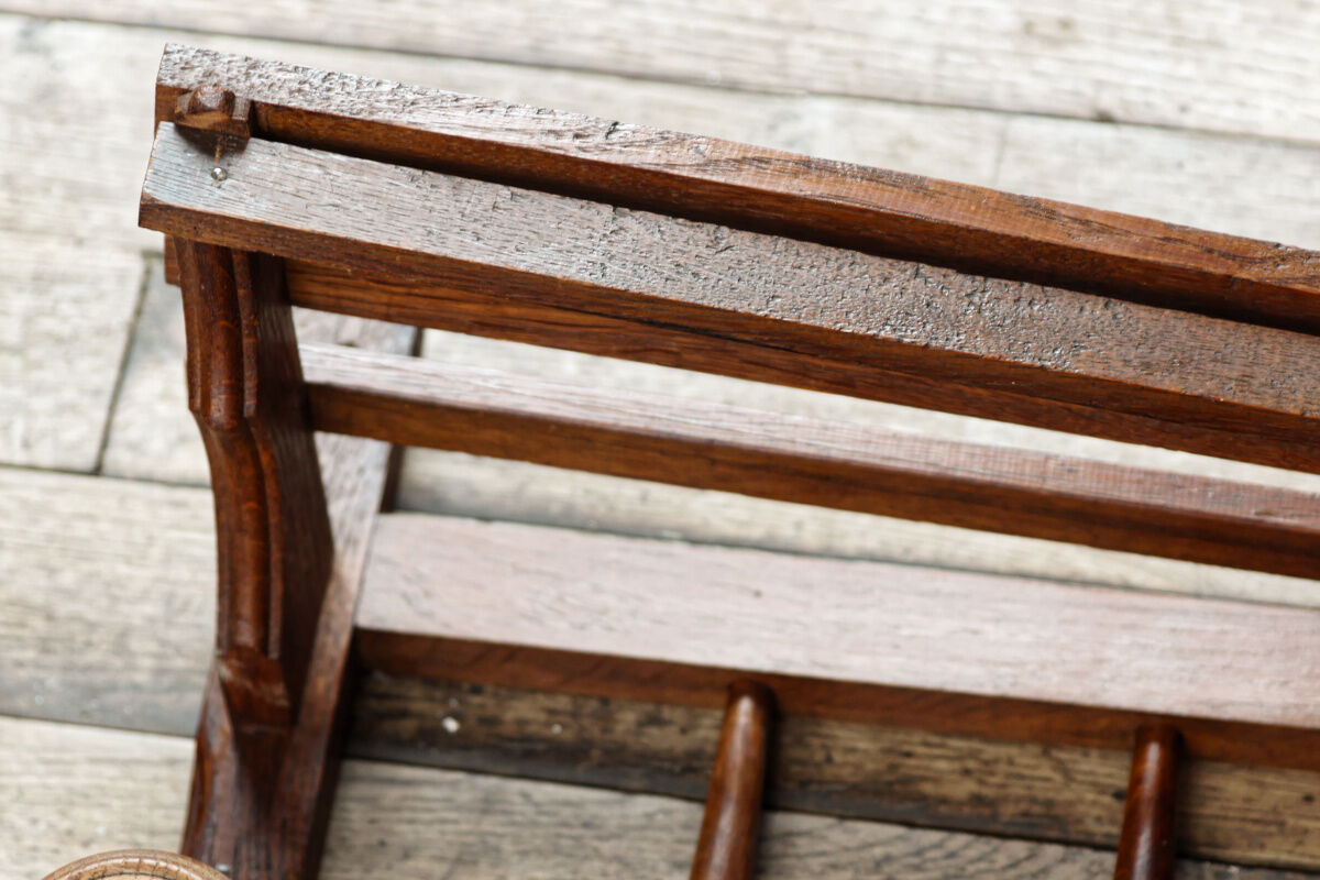 Portemanteau mural vintage en bois brut