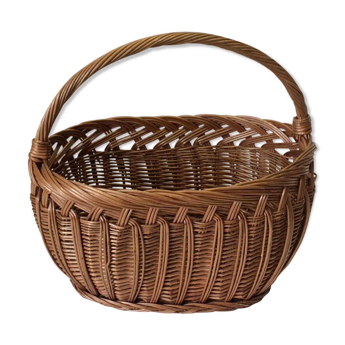 Oval wicker basket-one handle
