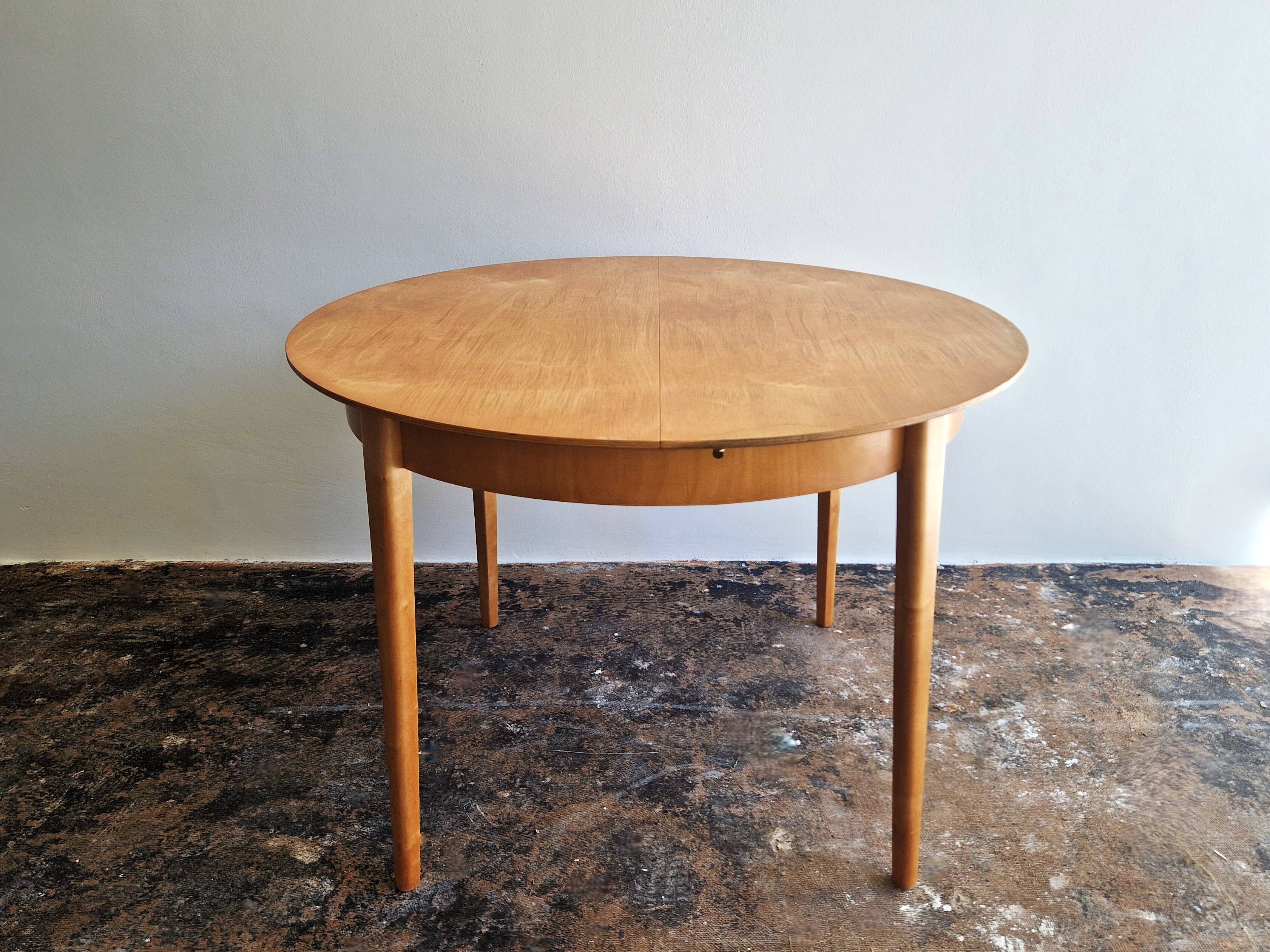 Extendable TB05 dining table by Cees Braakman for Pastoe, 1950's
