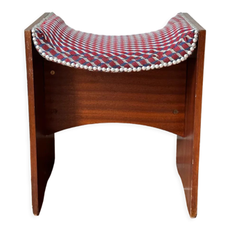 Piano stool, footrest