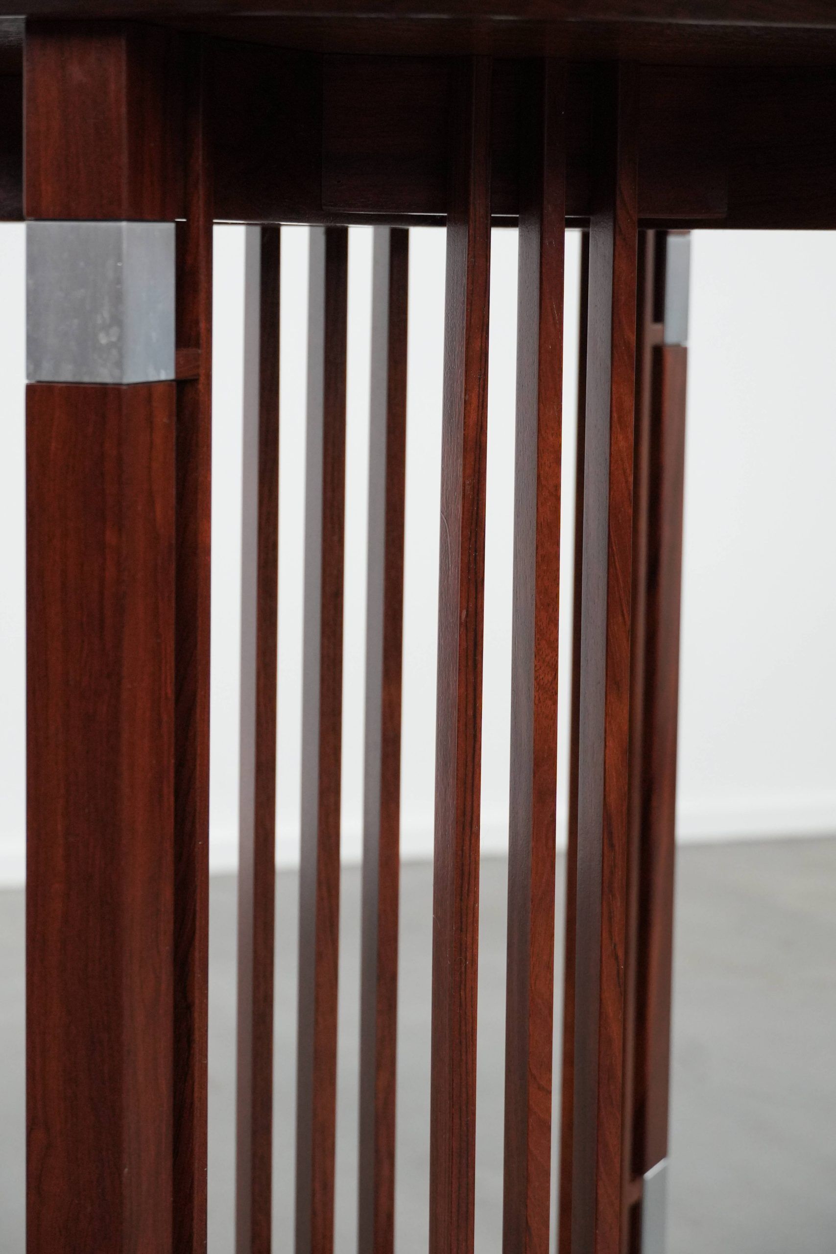 Round Art Deco design side/coffee table