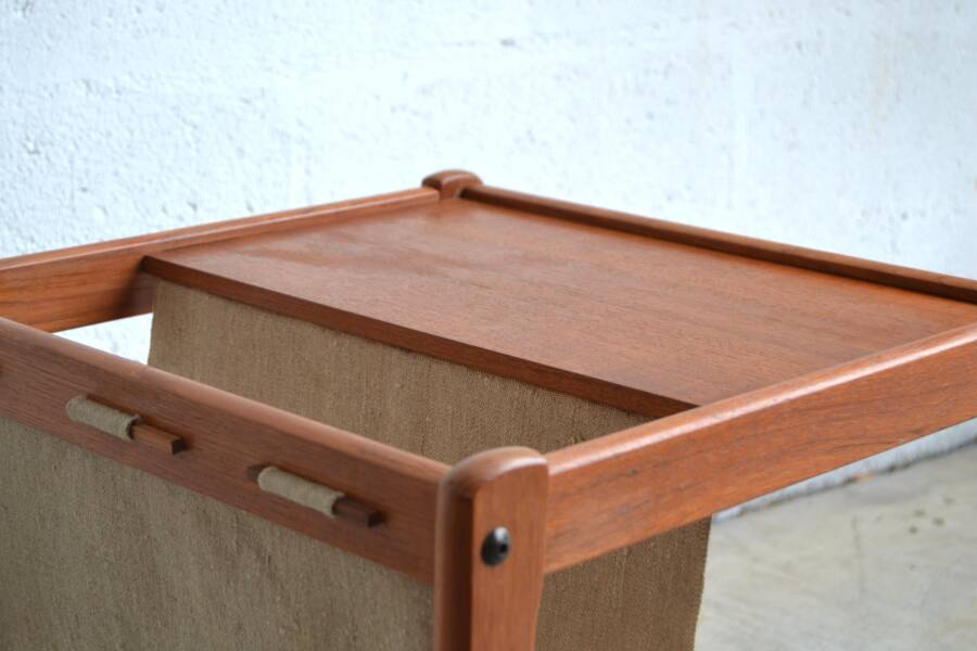 Side table by BRDR Furbo
