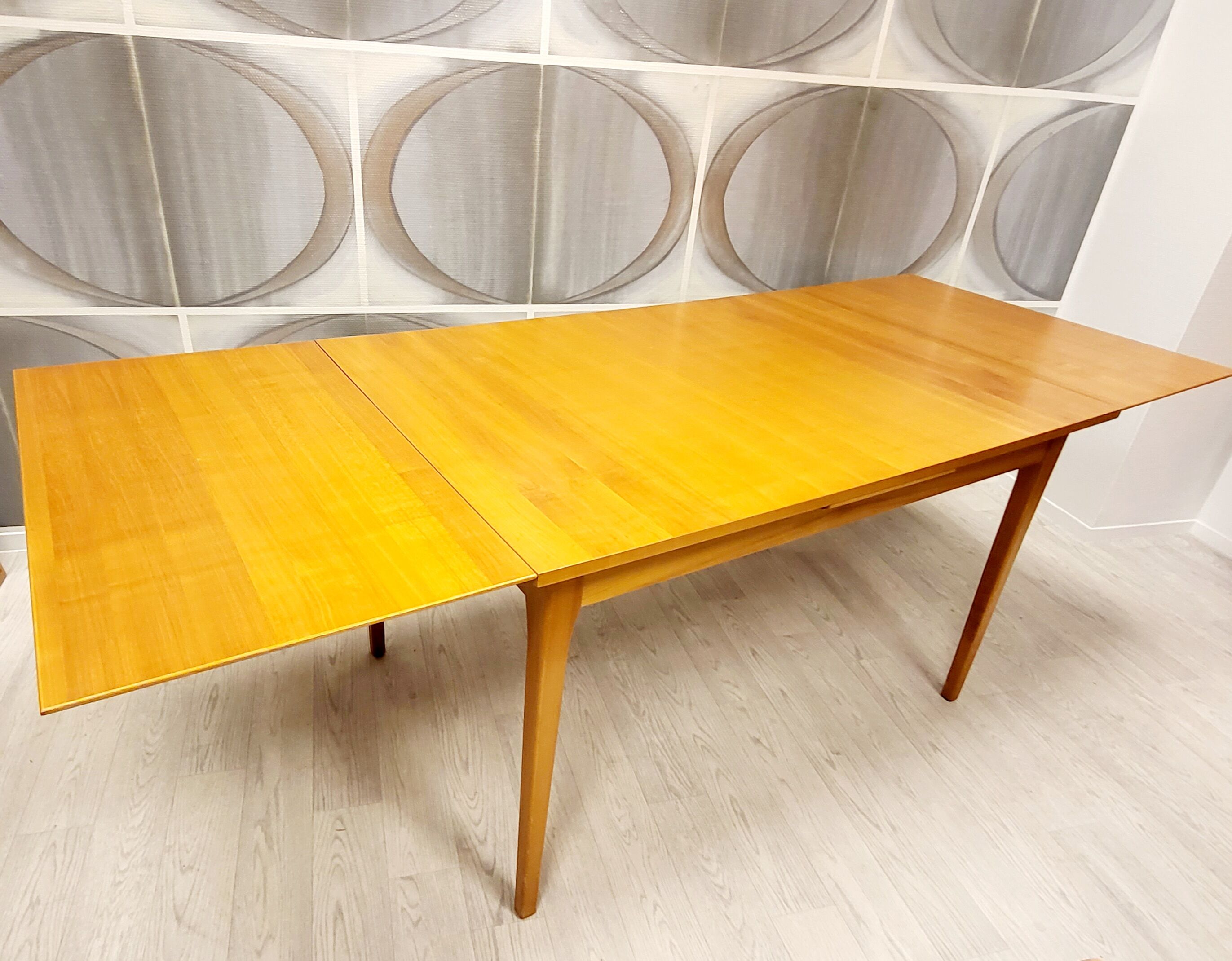 Large extendable table Lübke to 220 cm