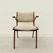 Chaise avec accoudoirs en teck et tissu, 1950