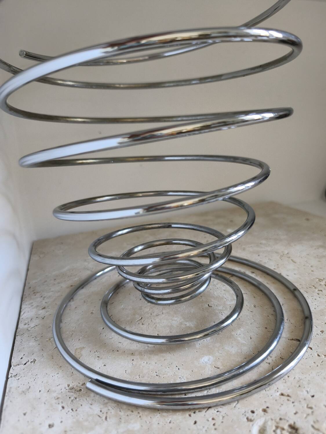 Chrome spiral fruit basket