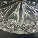 Three-storey display in chiseled glass and brass