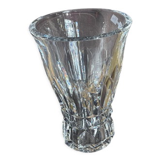 Baccarat vase in cut crystal