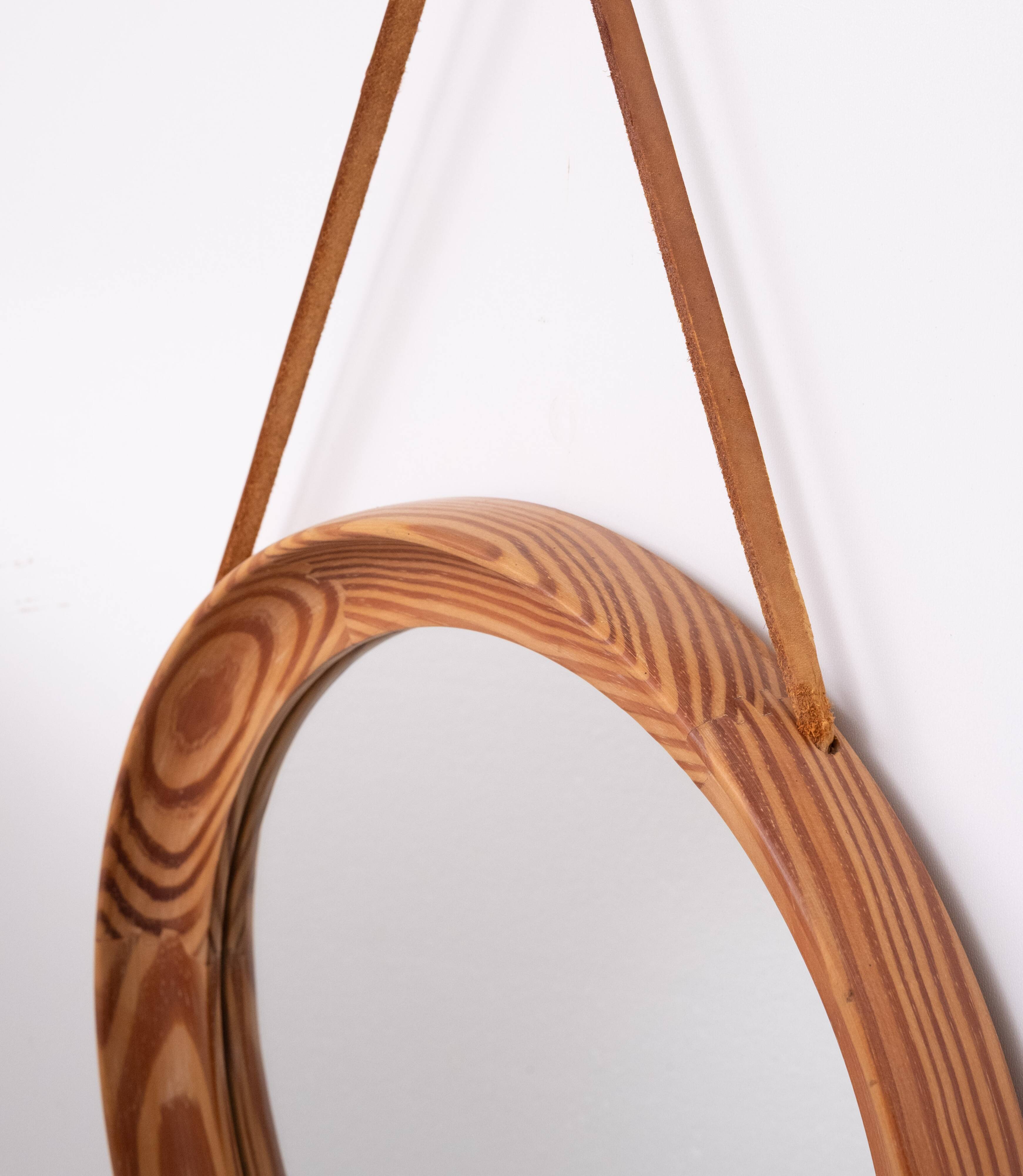 Uno & Östen Kristiansson Solid Pine round Wall Mirror Sweden 1960s