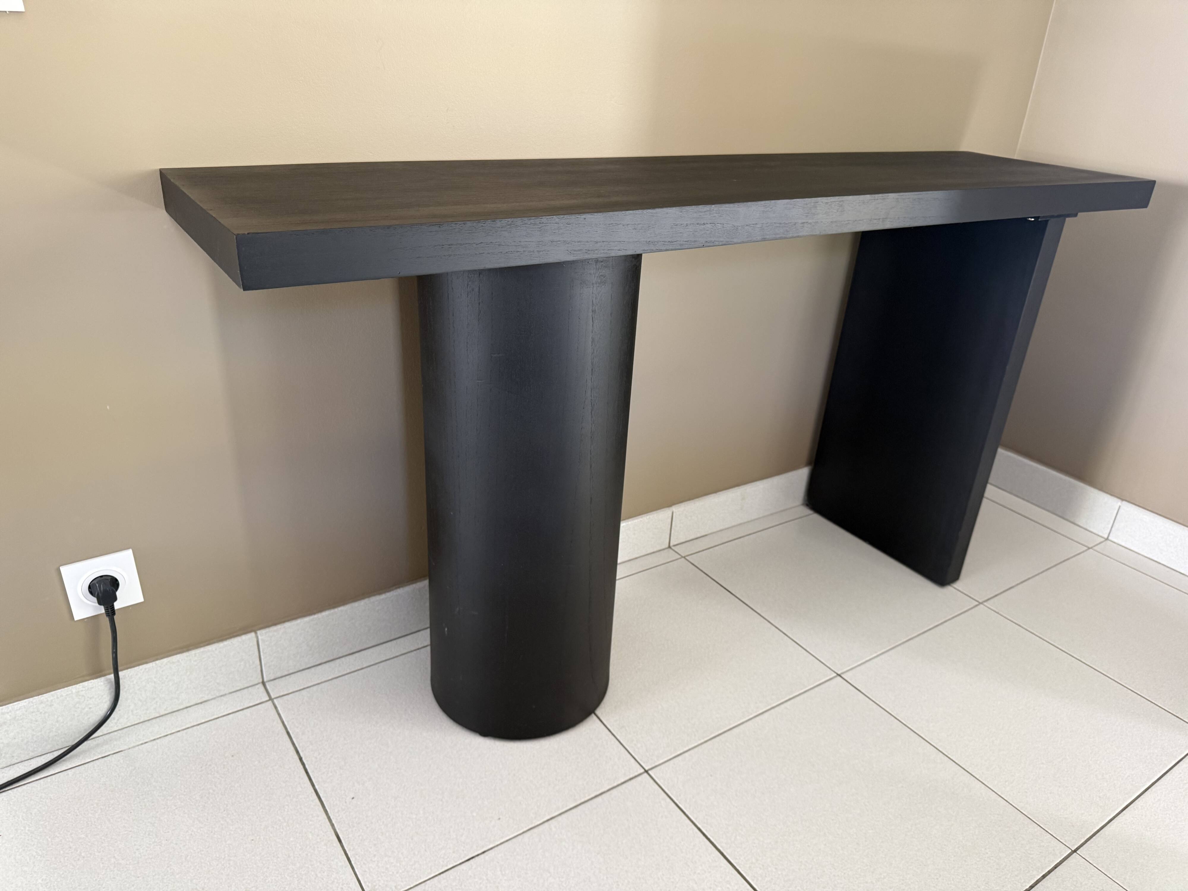 Console bois noir design