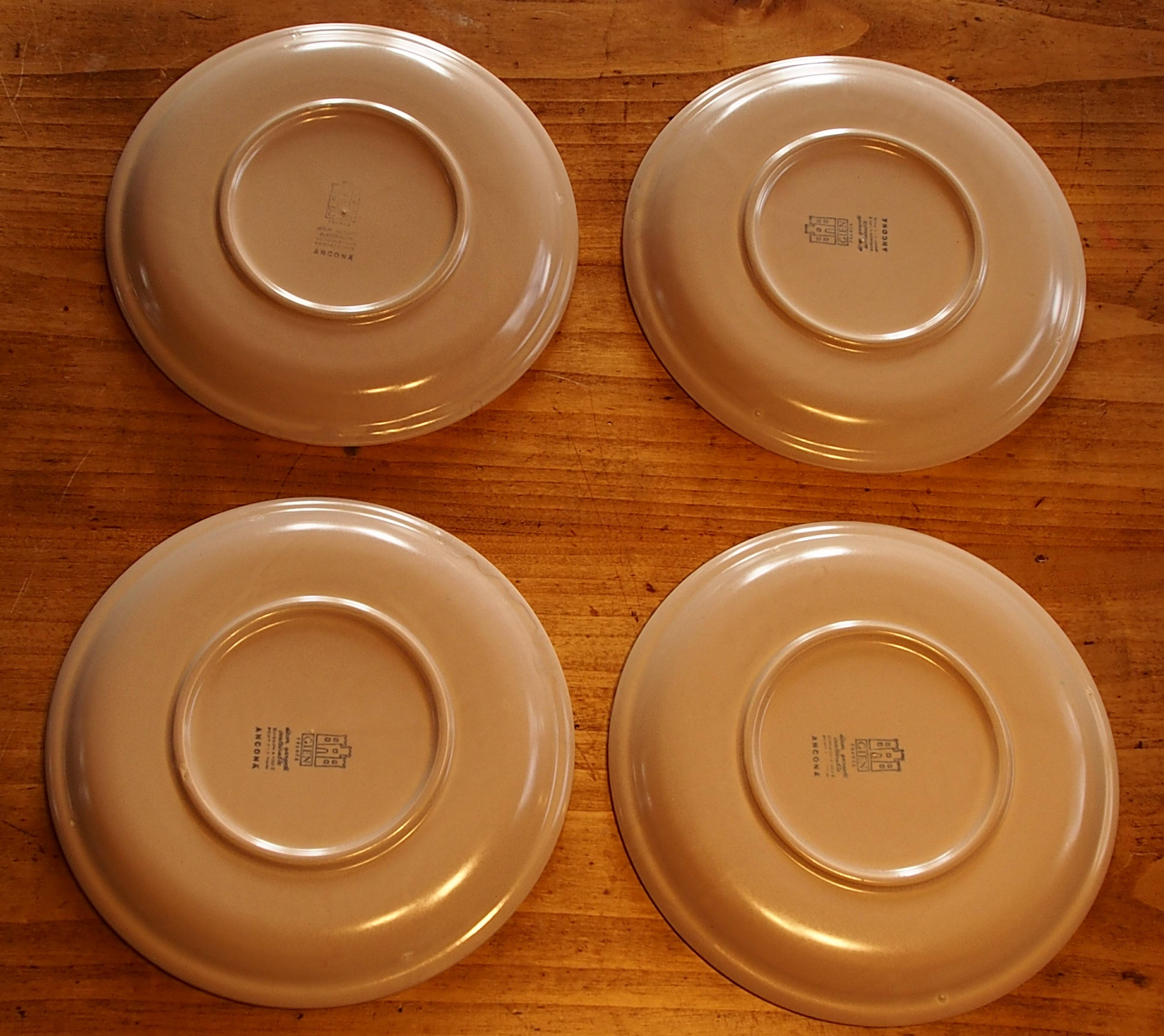 Set of 4 flat plates in Gien earthenware Angona model