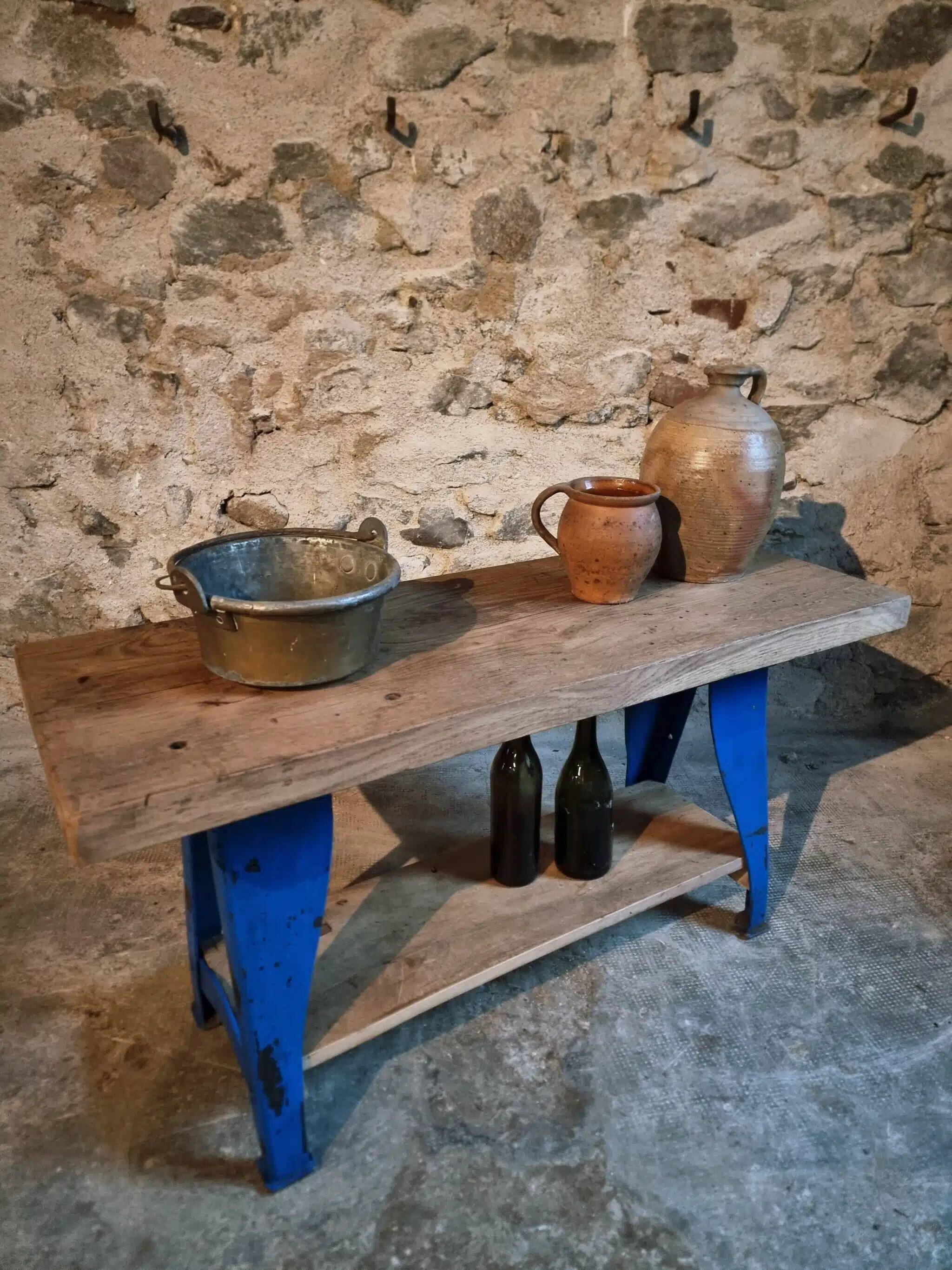 Vintage industrial workbench table with cast iron legs (Aux Forges de Vulcain)
