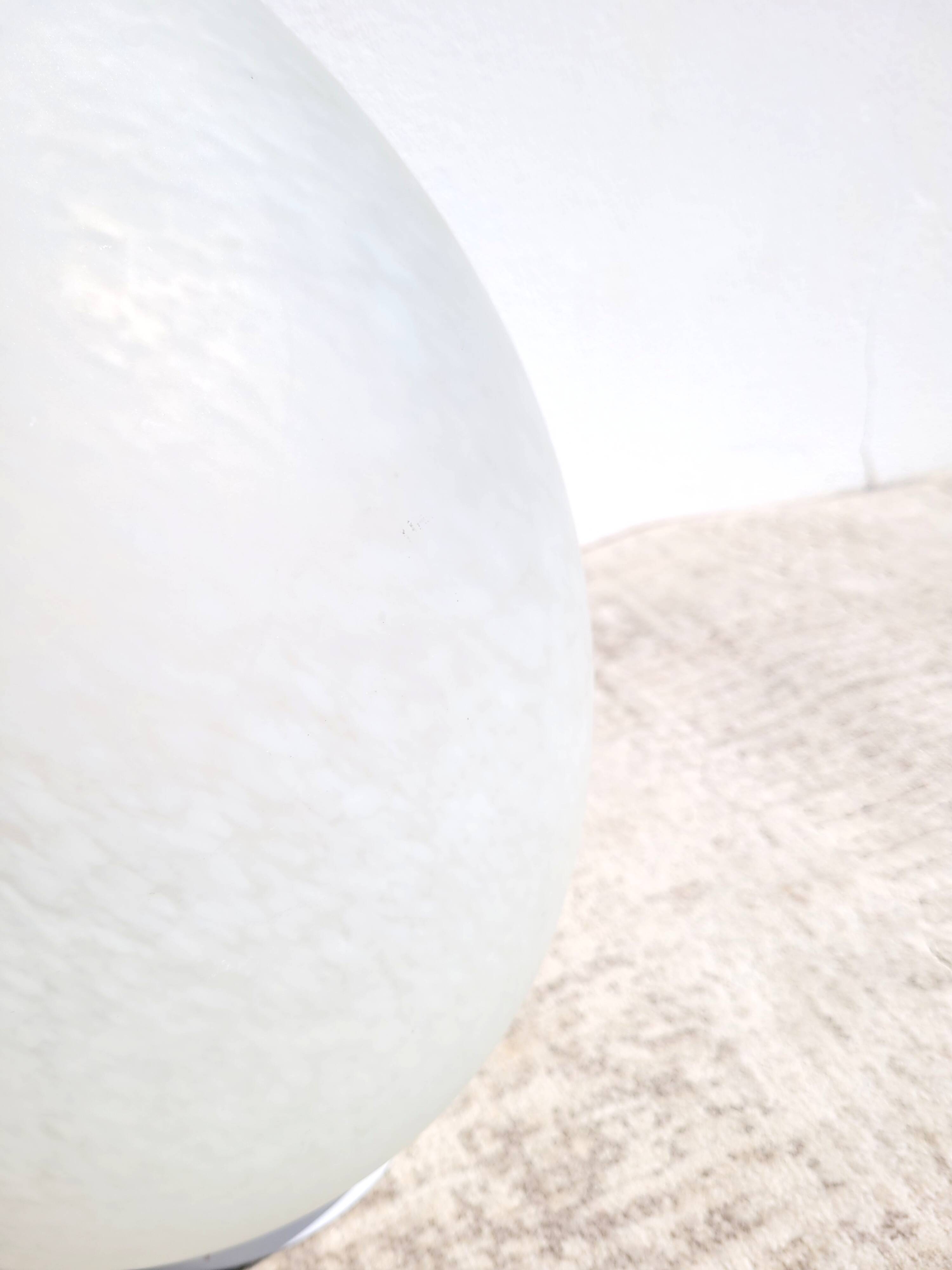Large vintage egg lamp from the 80s