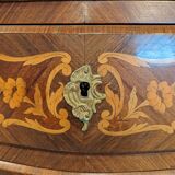 Small chest of drawers sauteuse louis XV inlaid