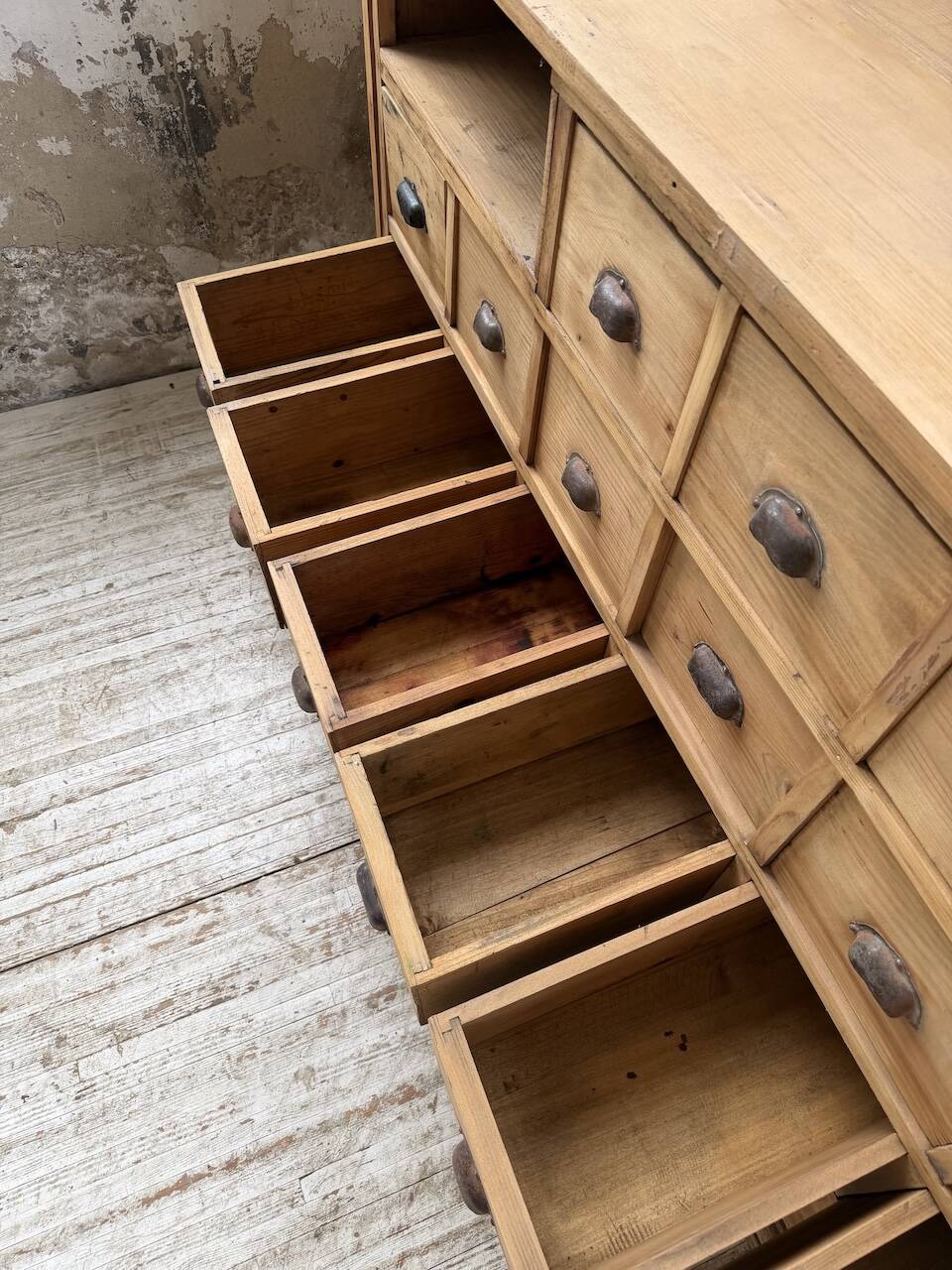 Meuble de métier pin XL années 50
