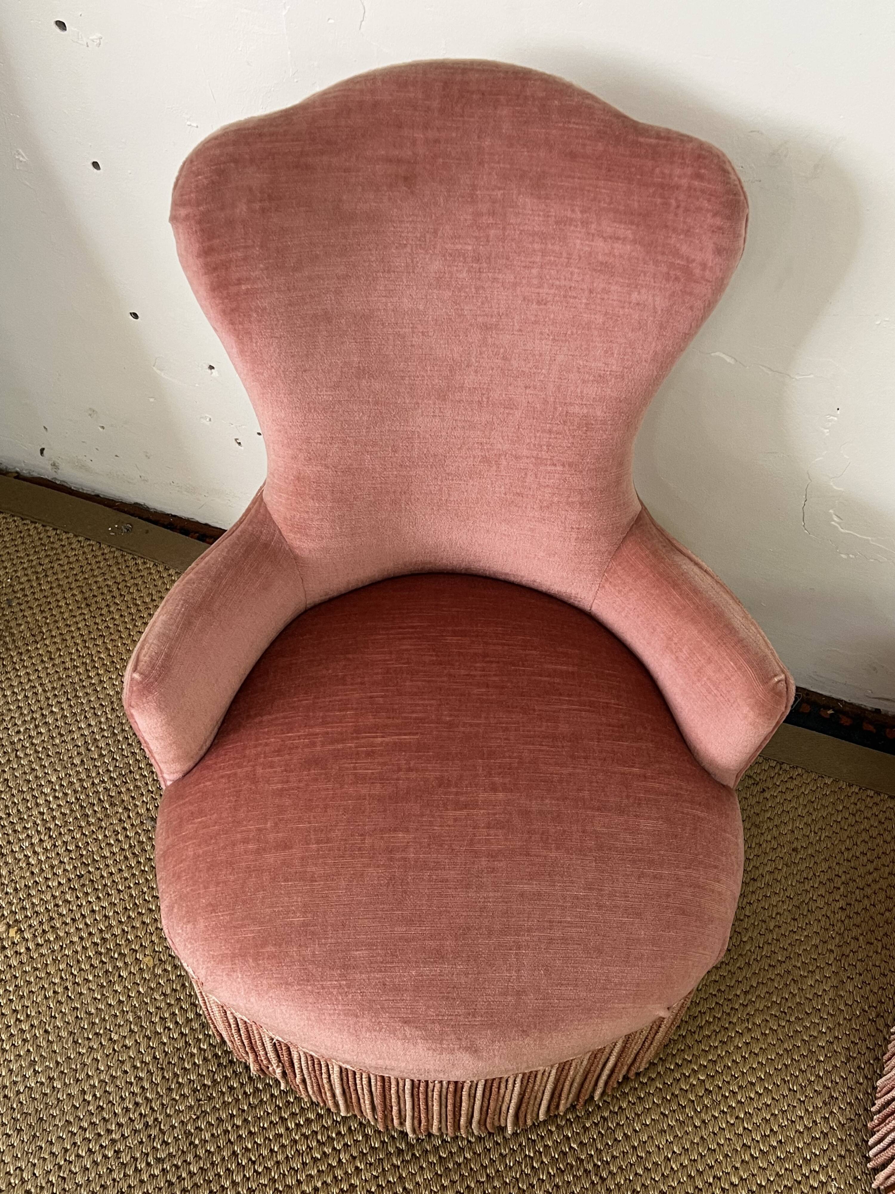 Paire de fauteuils crapaud rose poudré