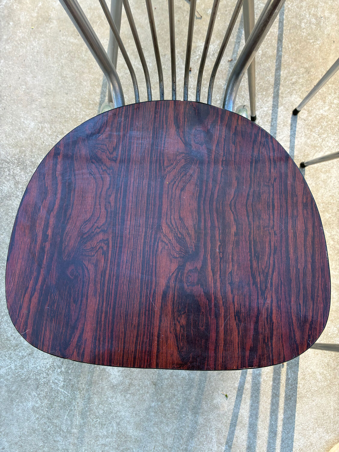 Set of 4 Formica chairs, 1960s style with metal frame.