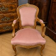 Child's armchair in Louis-Philippe style in walnut, second half of the 20th century.