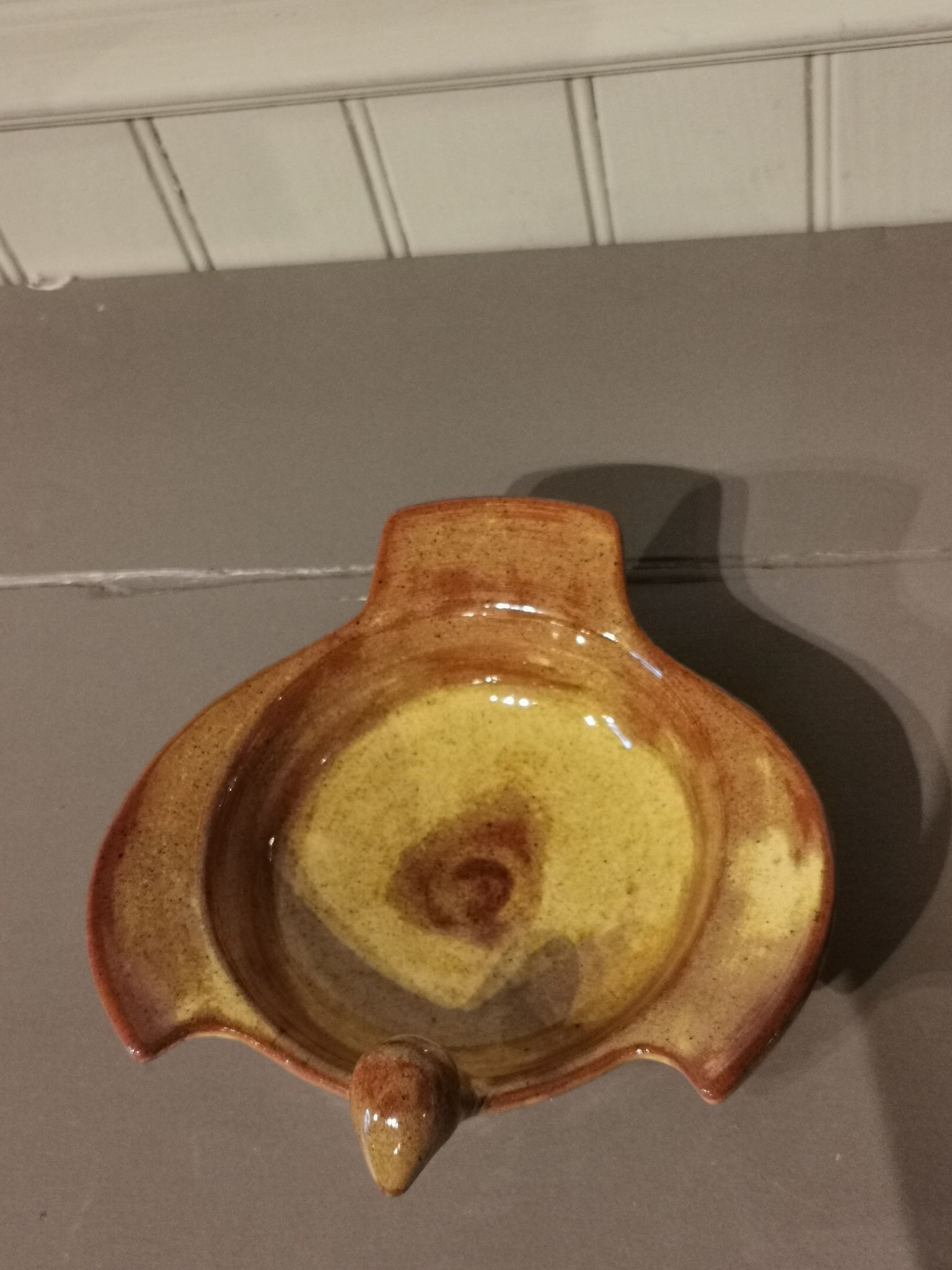 Ceramic "dove" cup