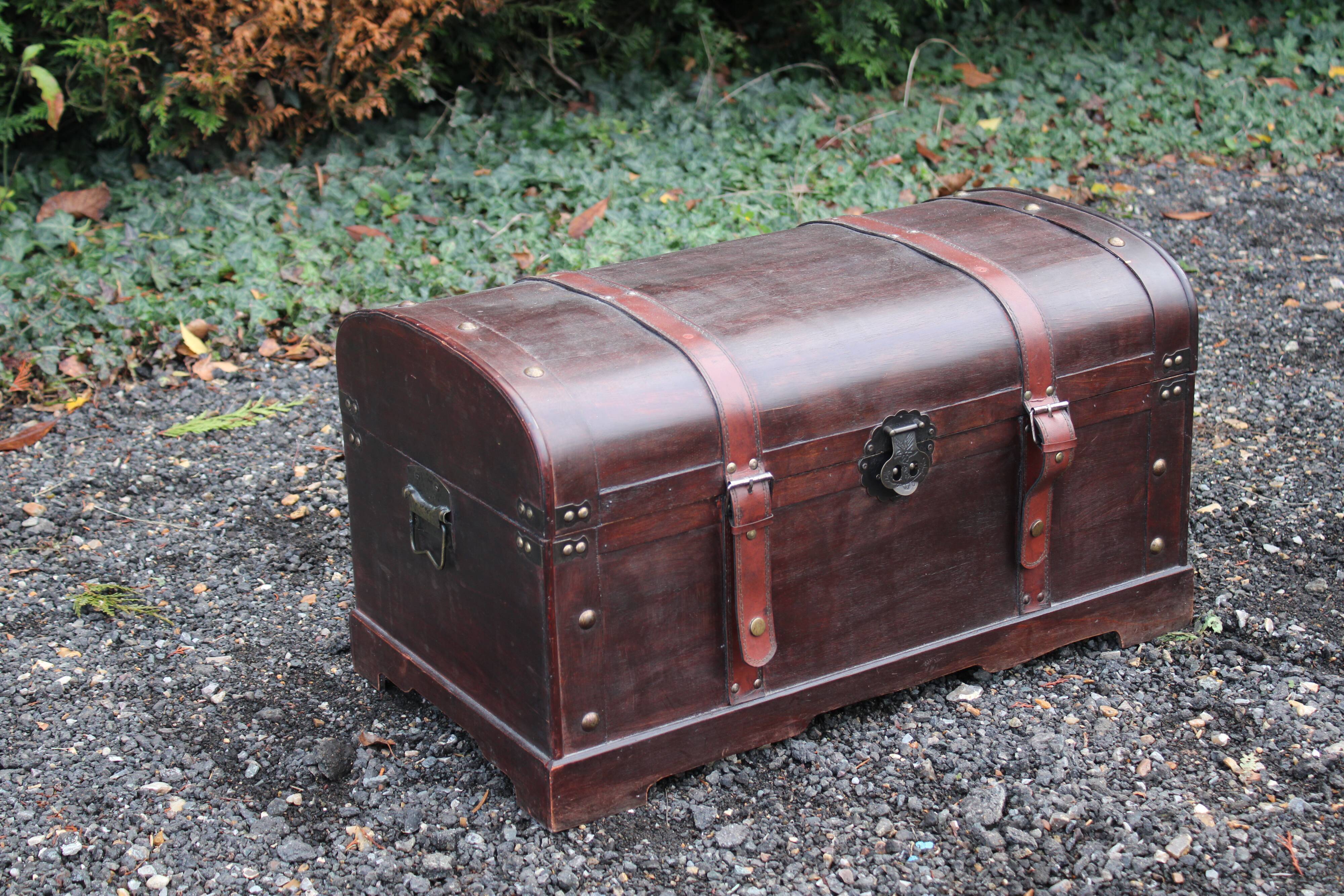 Storage trunk