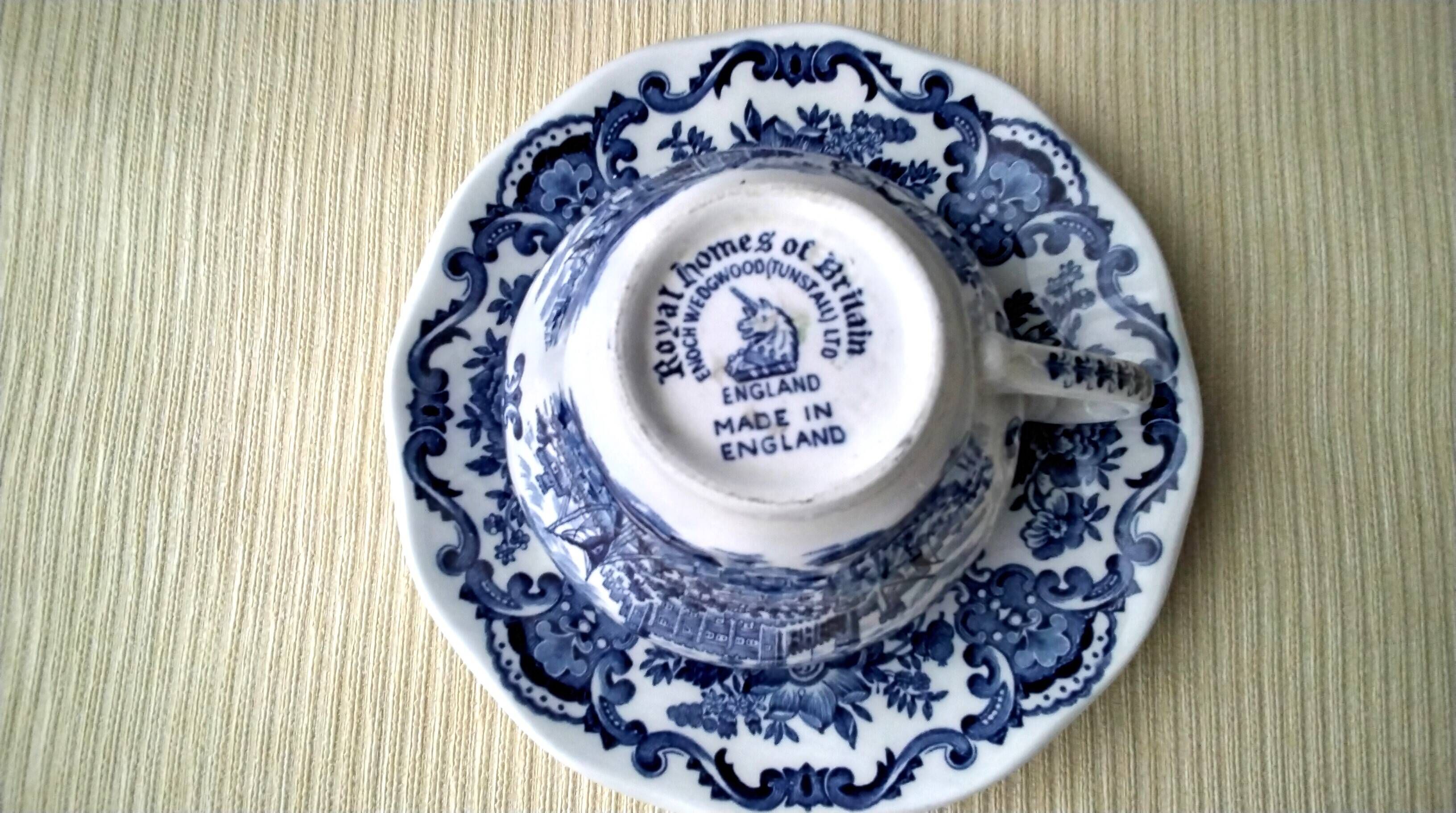 1 English porcelain tea cup Royal Homes of Britain