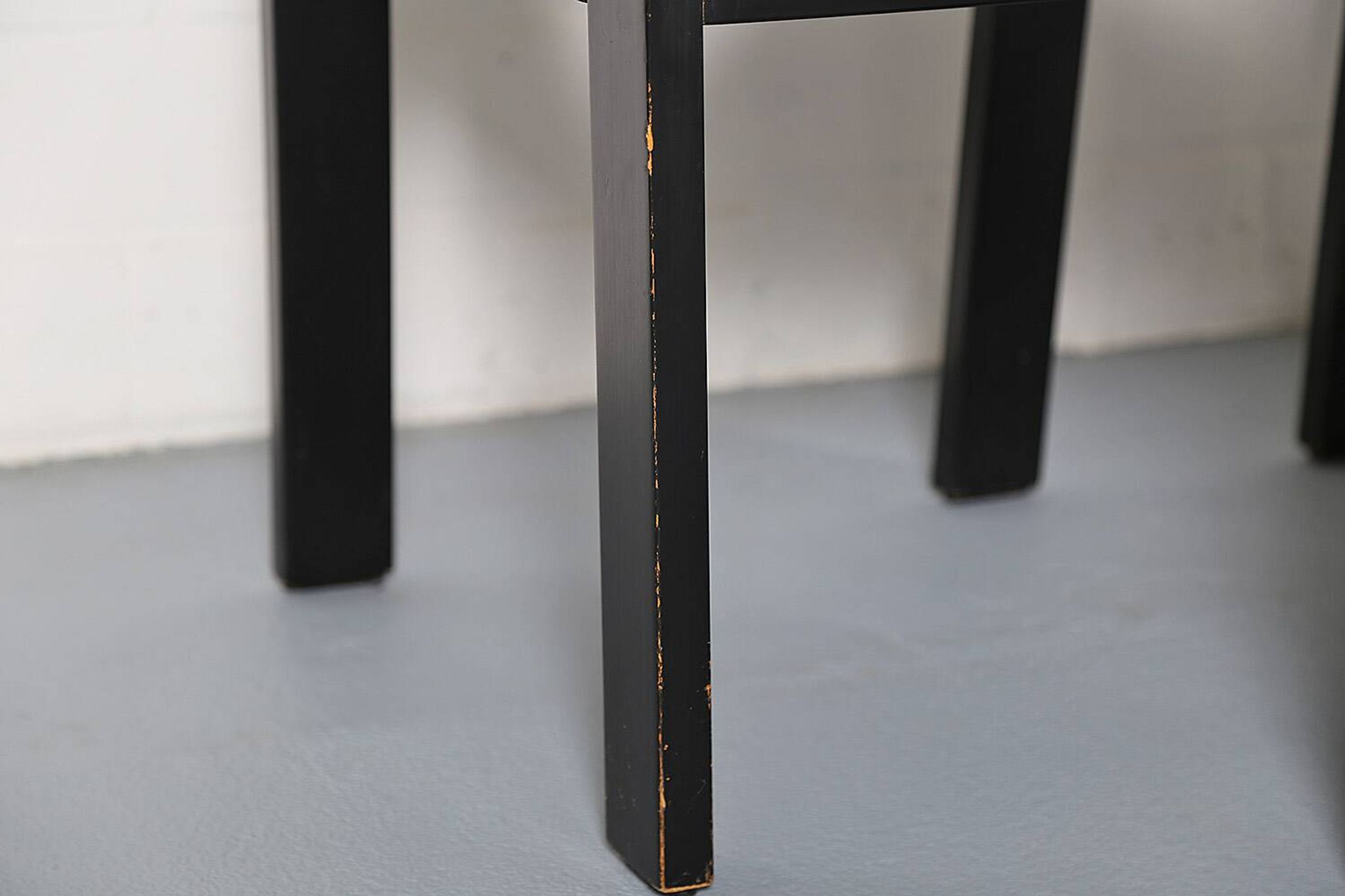 Lot de 6 chaises de salle à manger en bois et cuir noir