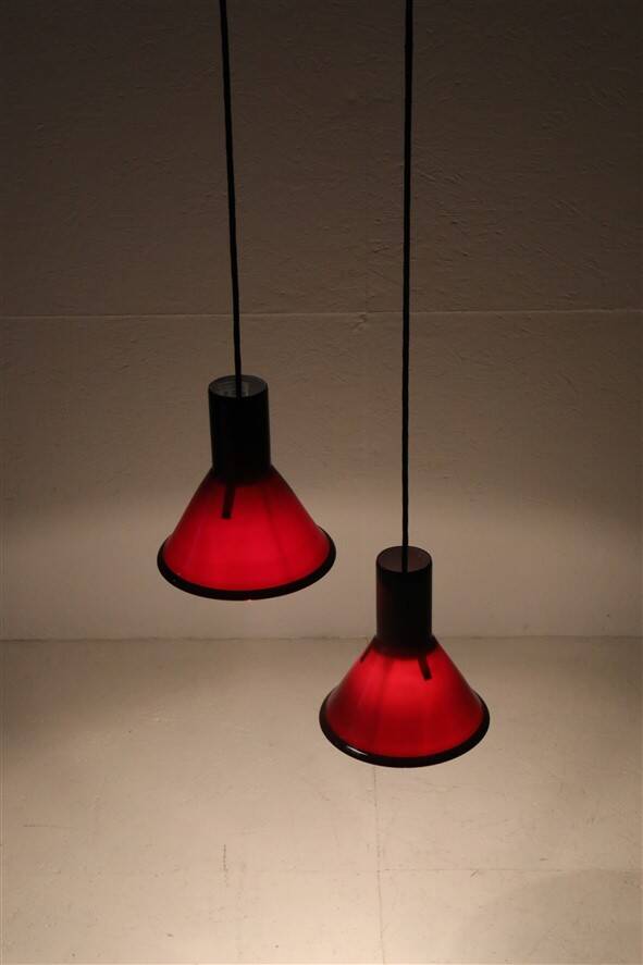 Set of 2 Holmegaard / Michael Bang 'Mini P&T' pendant lamps / handmade glass / red / black / 1970s