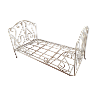 Folding wrought iron bed