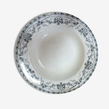 Plate porcelain
