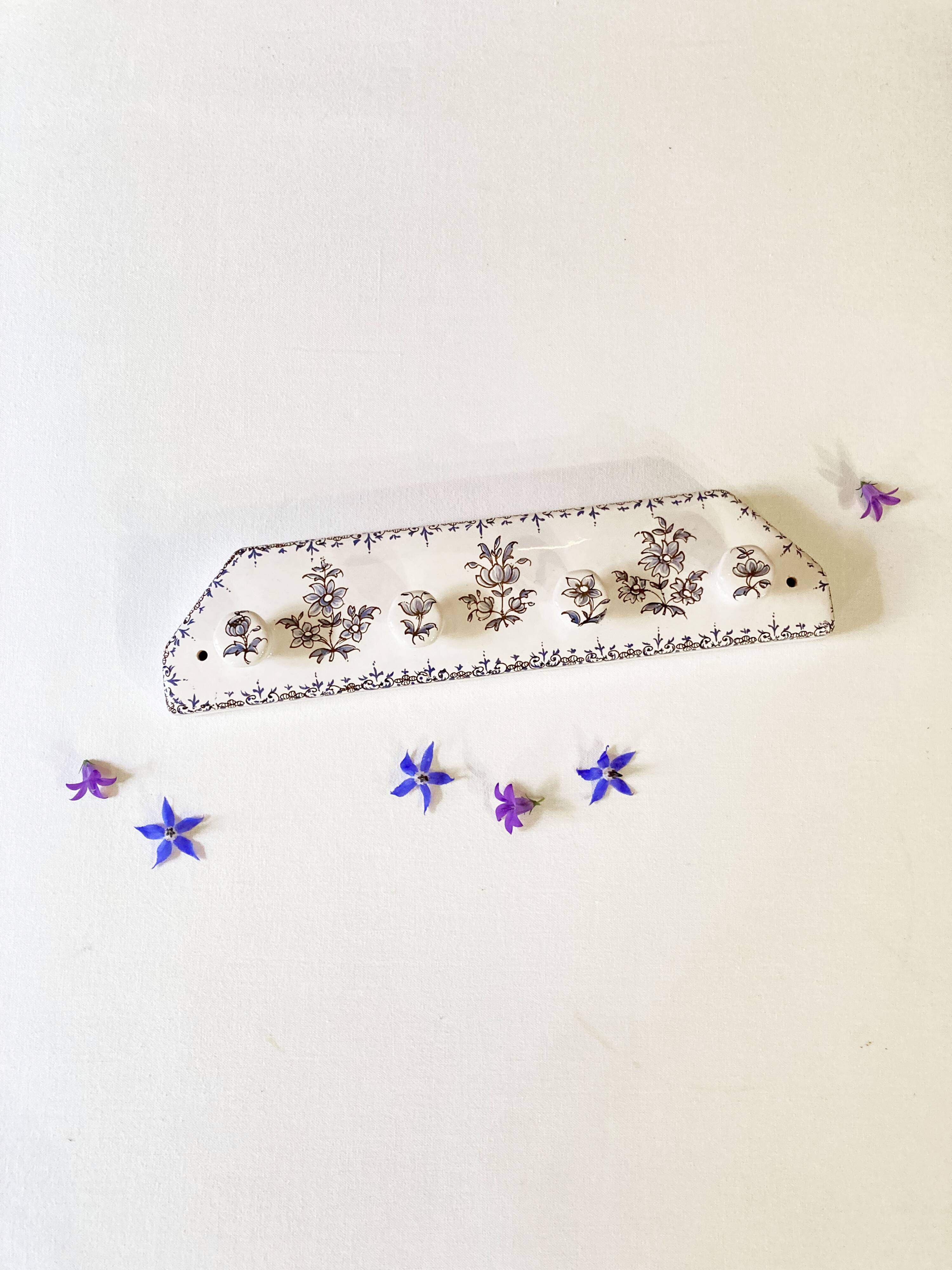 Moustiers earthenware hook / tea towel holder