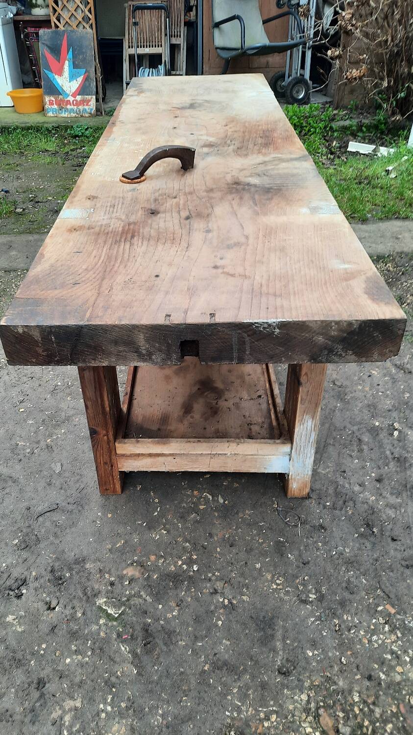Carpenter's workbench