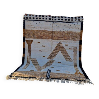 Handwoven Berber rug from Ouad Zem in pure wool, size 1.5/2.5 m.