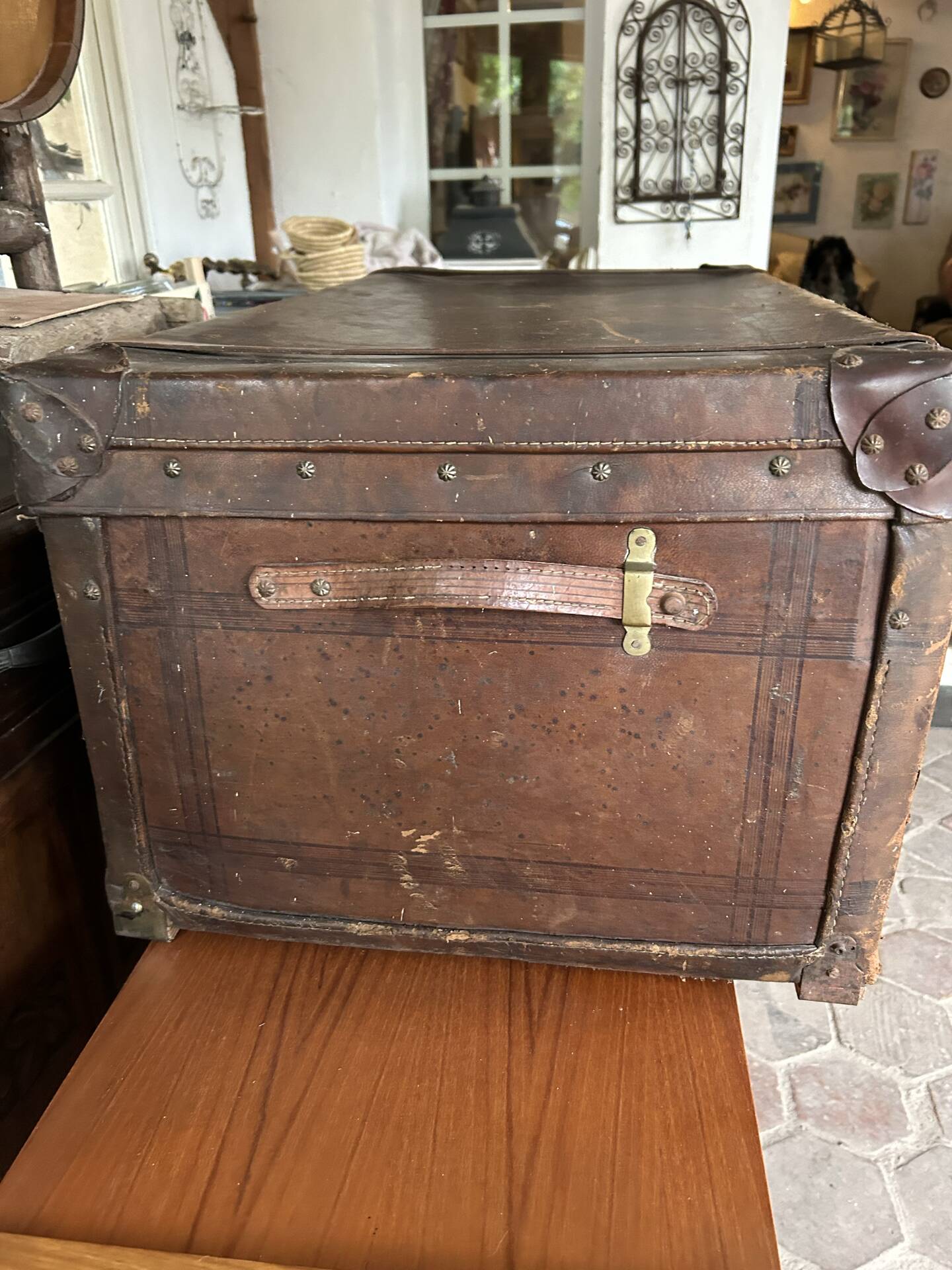Malle en cuir année 1930