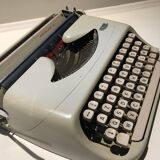 Typewriter Royalite 110