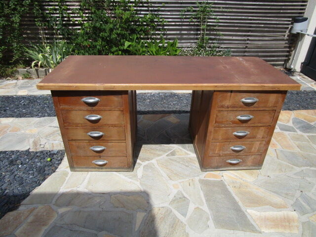 Meuble de travail d'atelier ancien