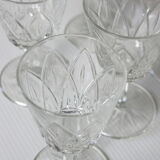 6 stemmed glasses in very good condition