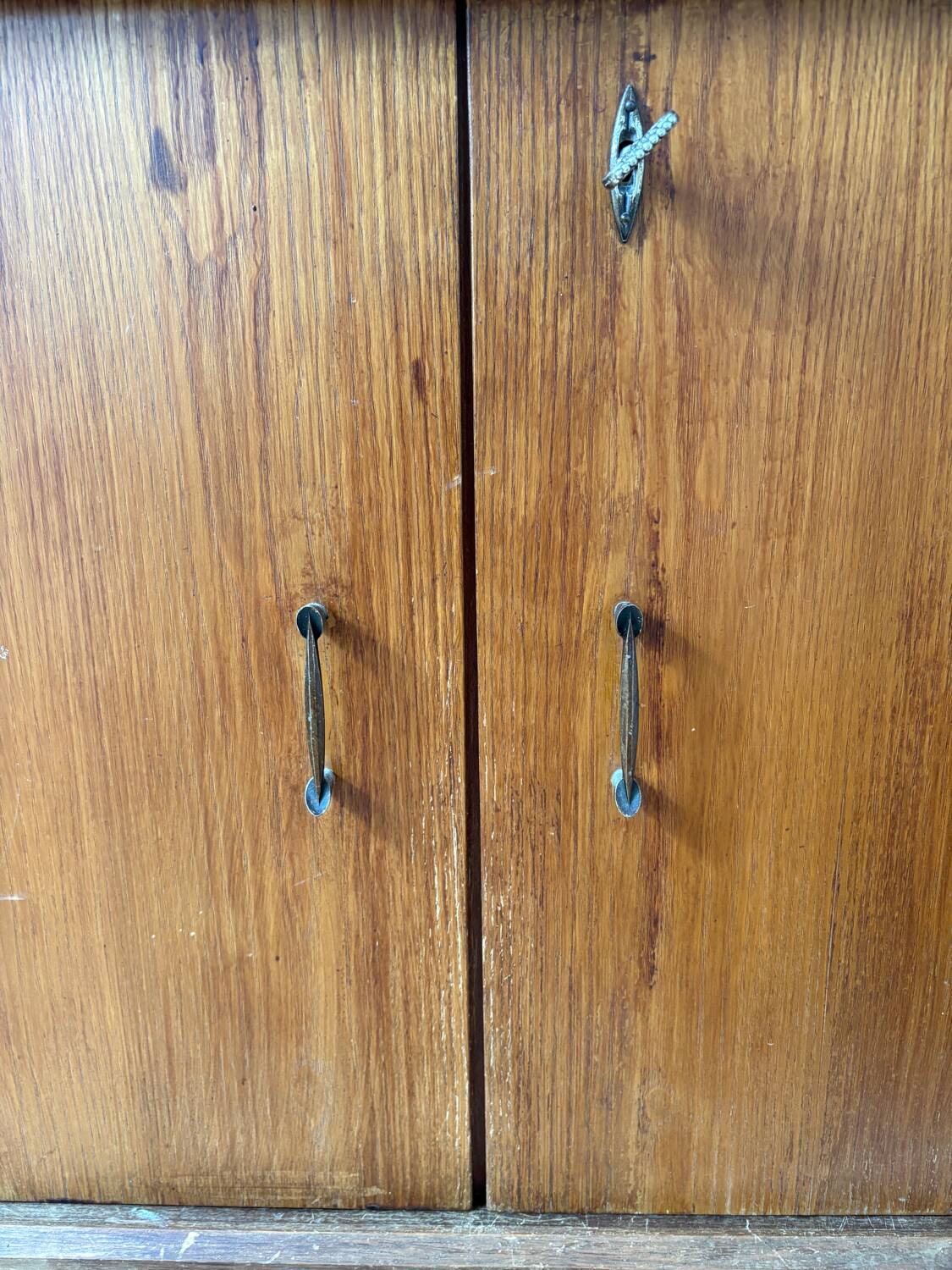 Buffet vintage années 60 – pièce rare