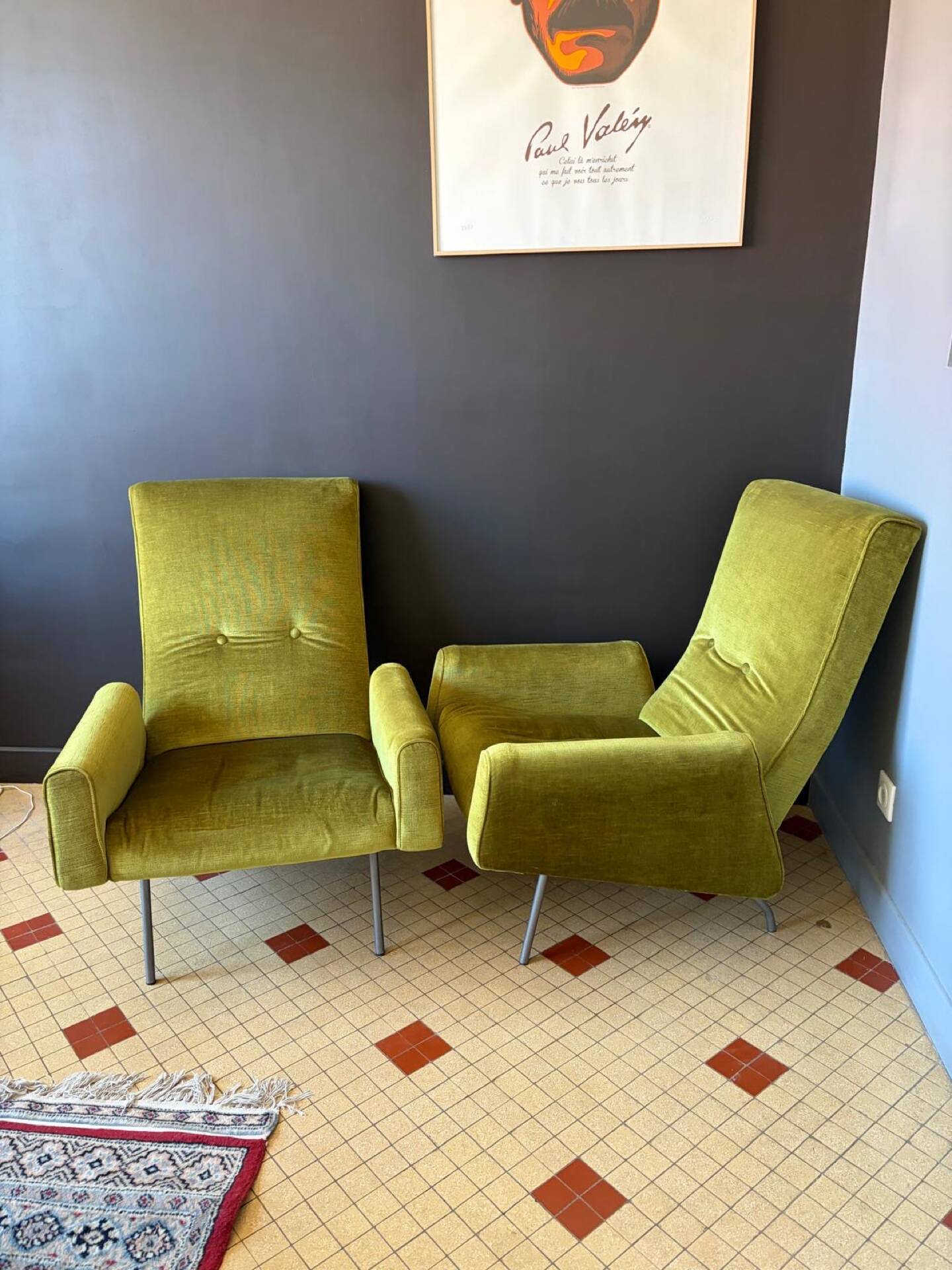 2 vintage chairs by Louis Paollozzi for Zol