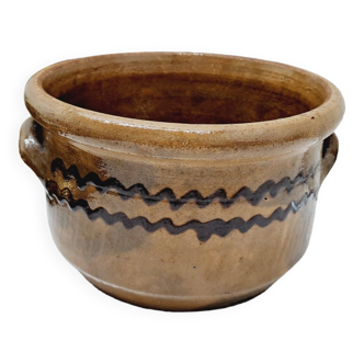 Glazed terracotta pot