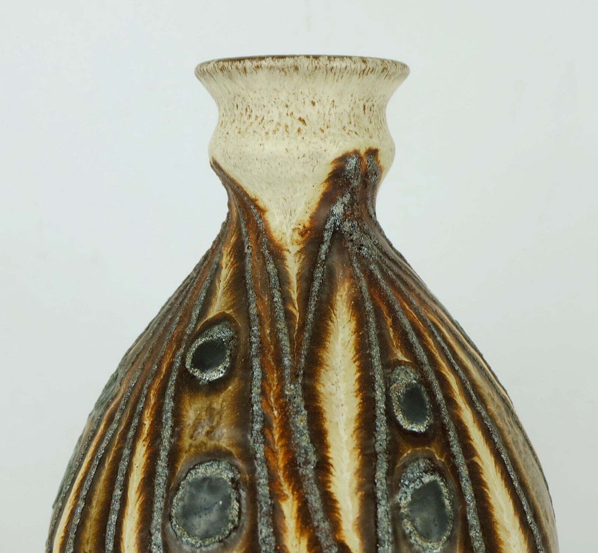 Vase mid century bay keramik model fat lava circle and wave pattern 1970s