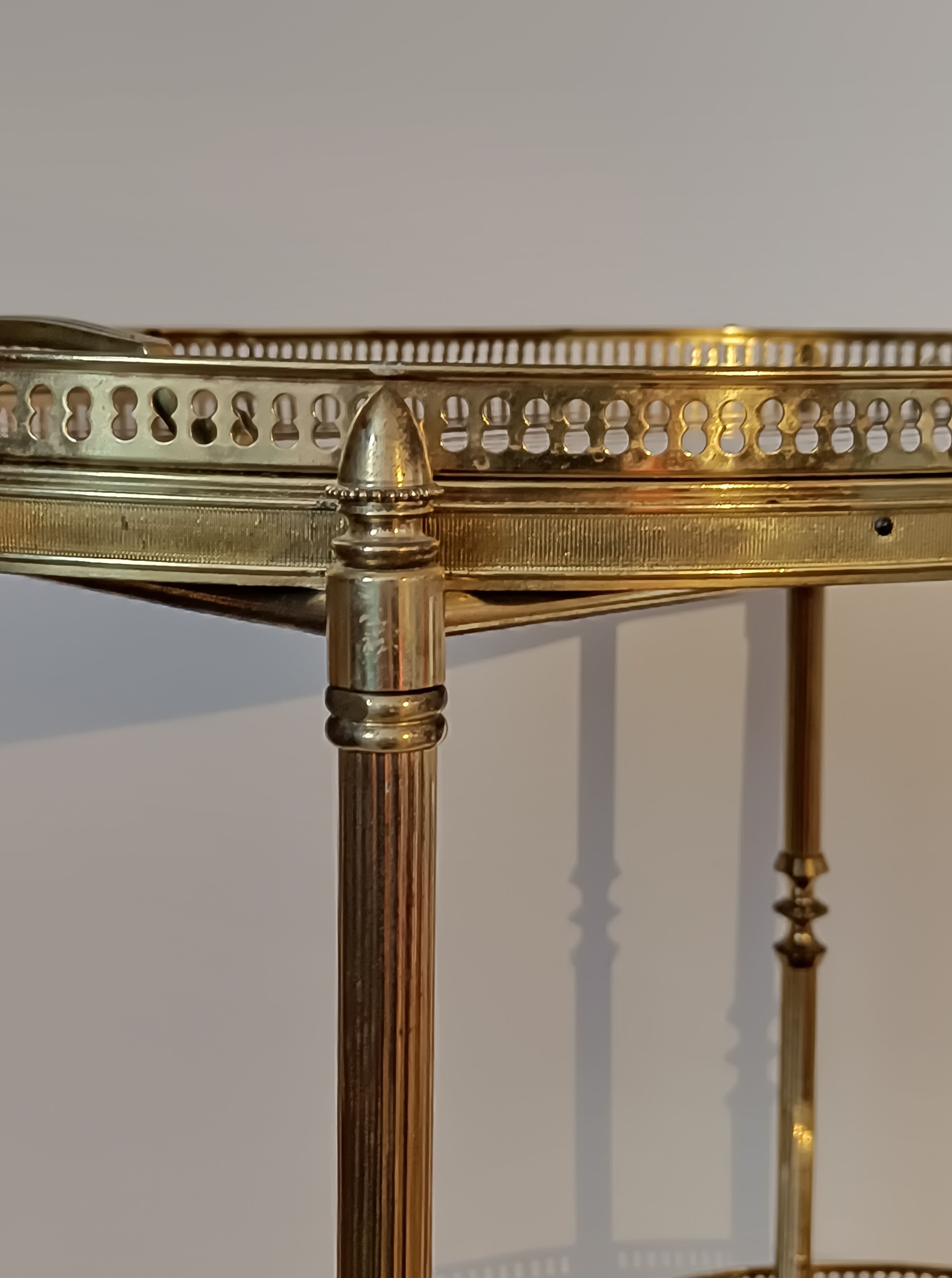 Rolling table dessert in golden brass and solid mahogany 1950/60