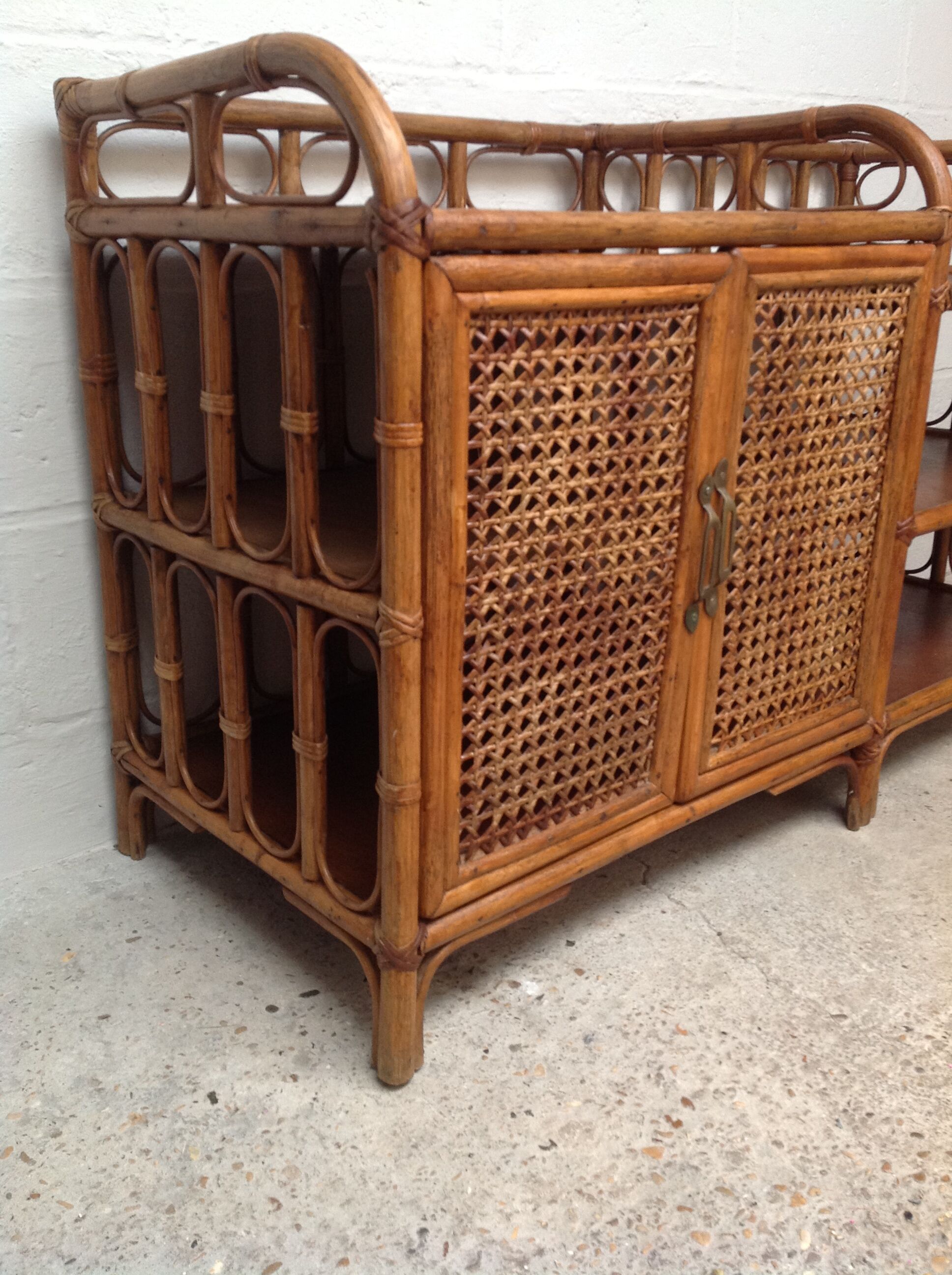 Buffet vintage cannage rotin et bois