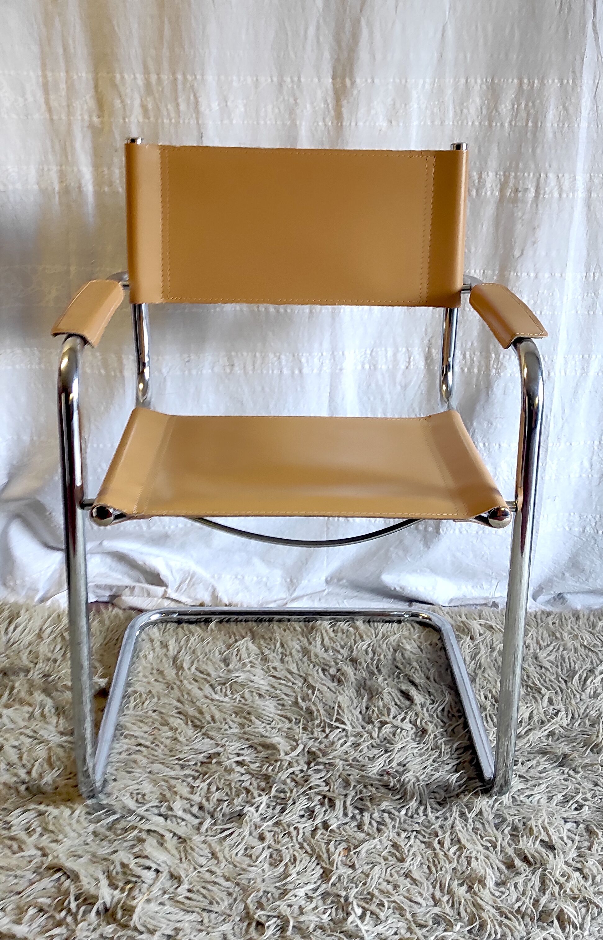 Design armchair Bauhaus cantilever – 80s/90s