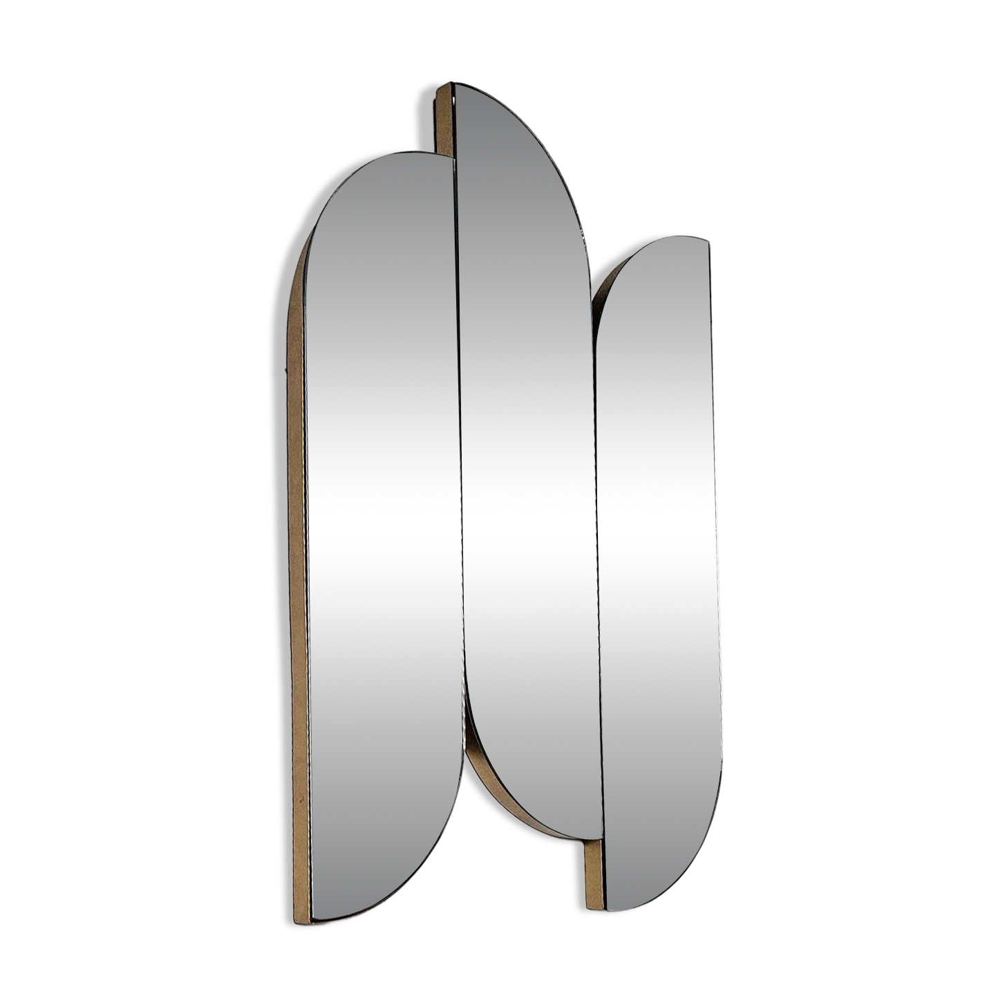 Sculptural wall mirror with brass edges, Italy, 1970s