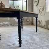 Oval pine farm table with 2m extensions