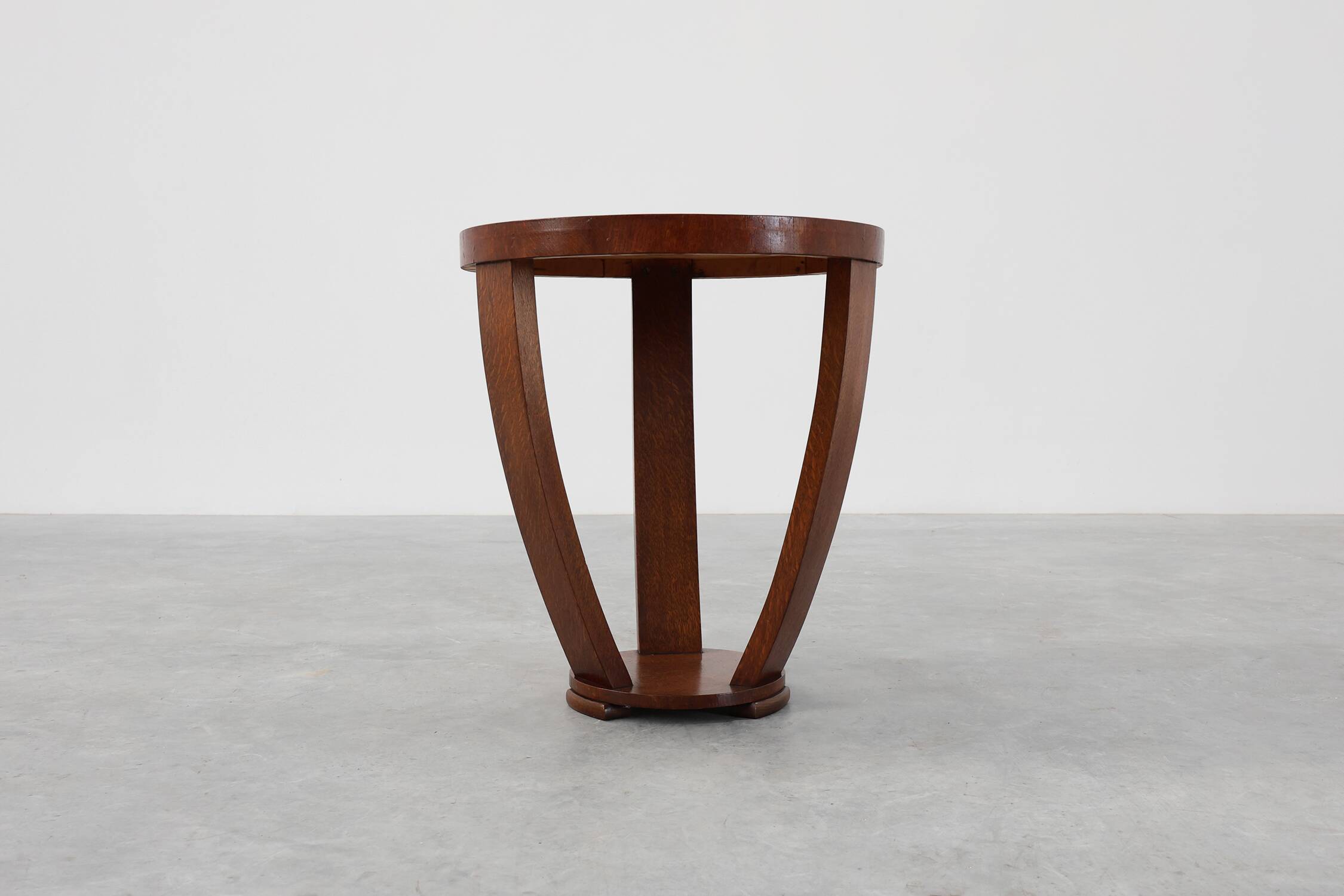 Art Deco side table in wood and chess style veneered top, France ca. 1940