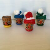 4 anciens coquetiers en bois