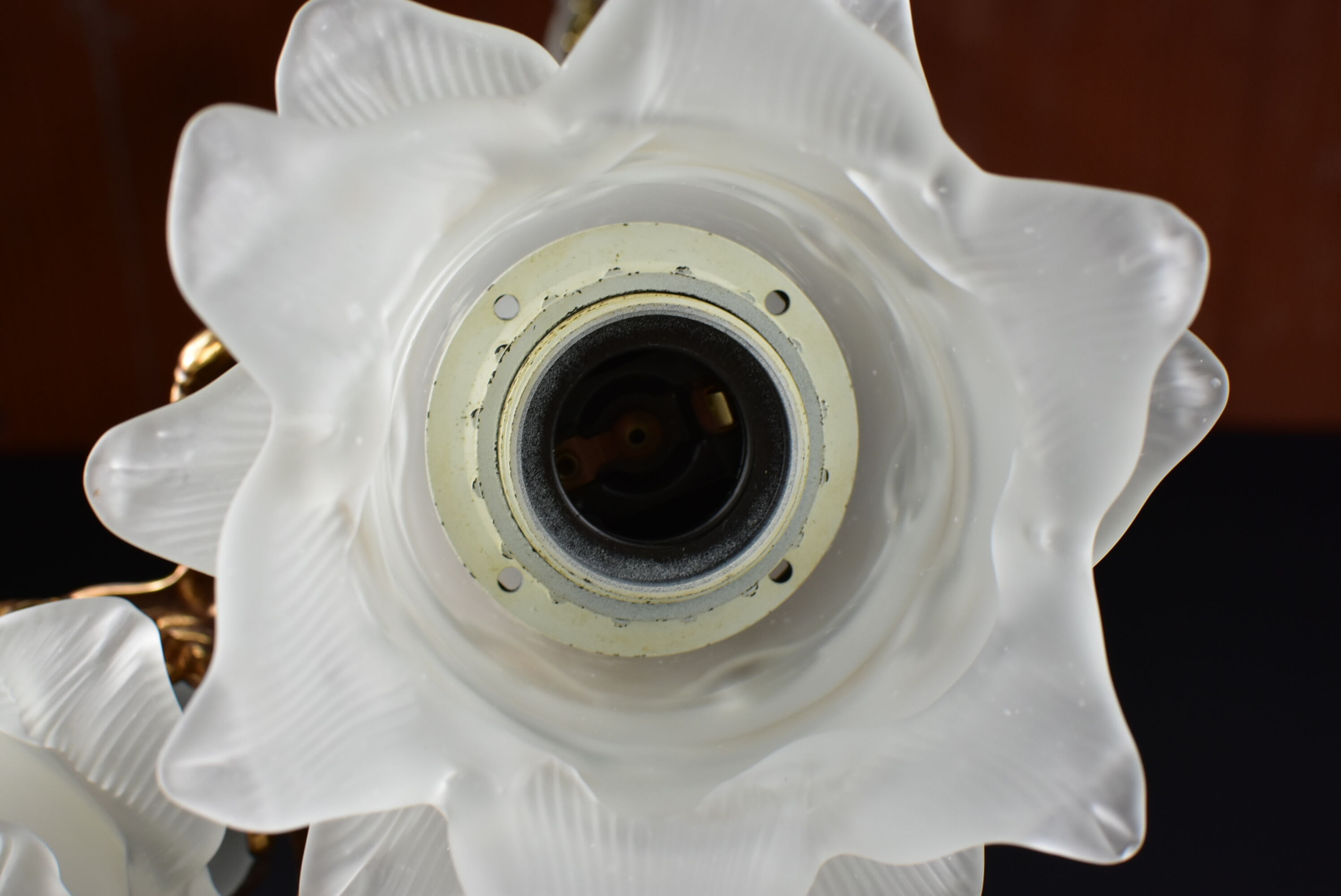 Bronze ceiling lamp 3 lamps glass paste.