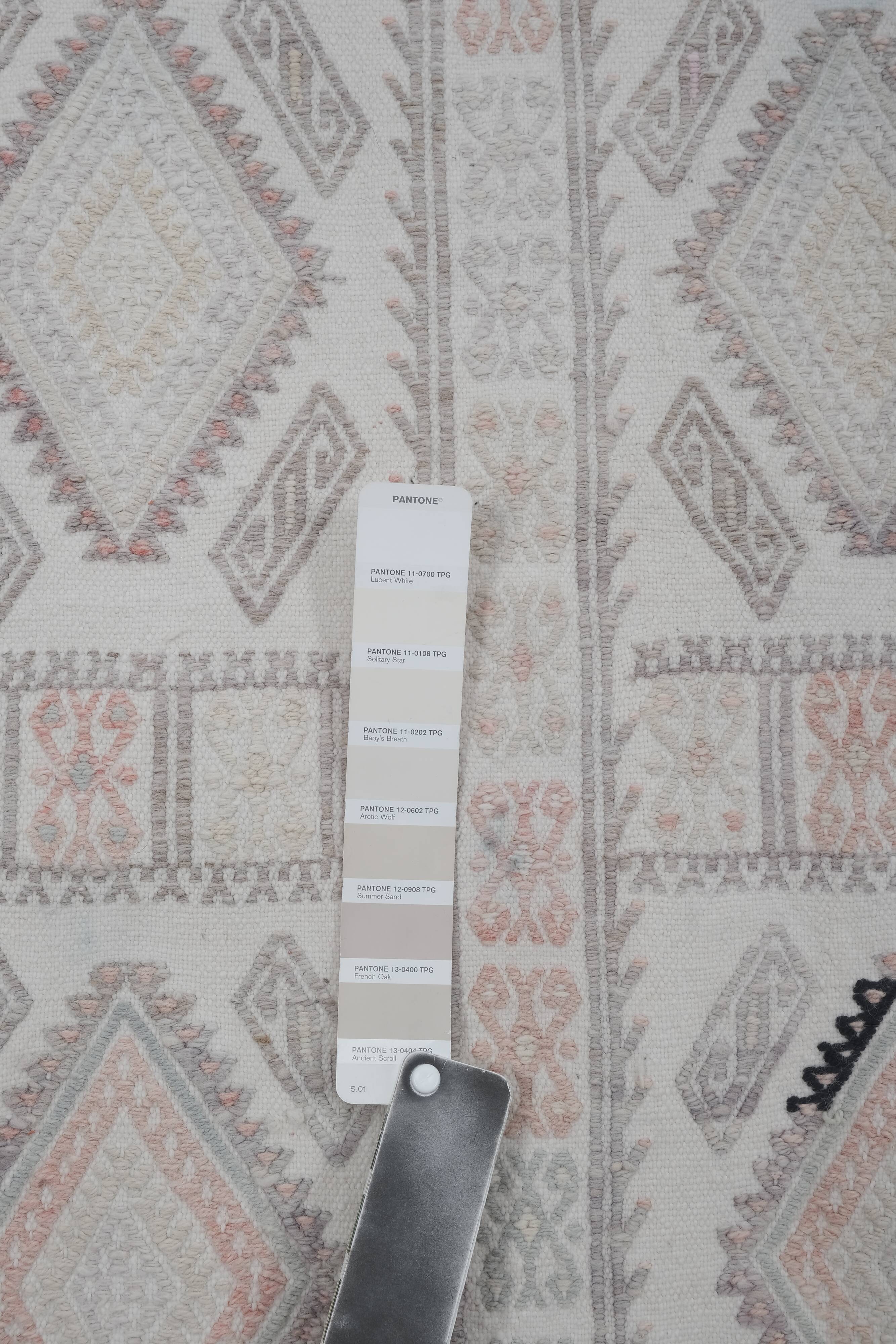 Vintage Turkish rug from Oushak, hand-woven 156x216 cm